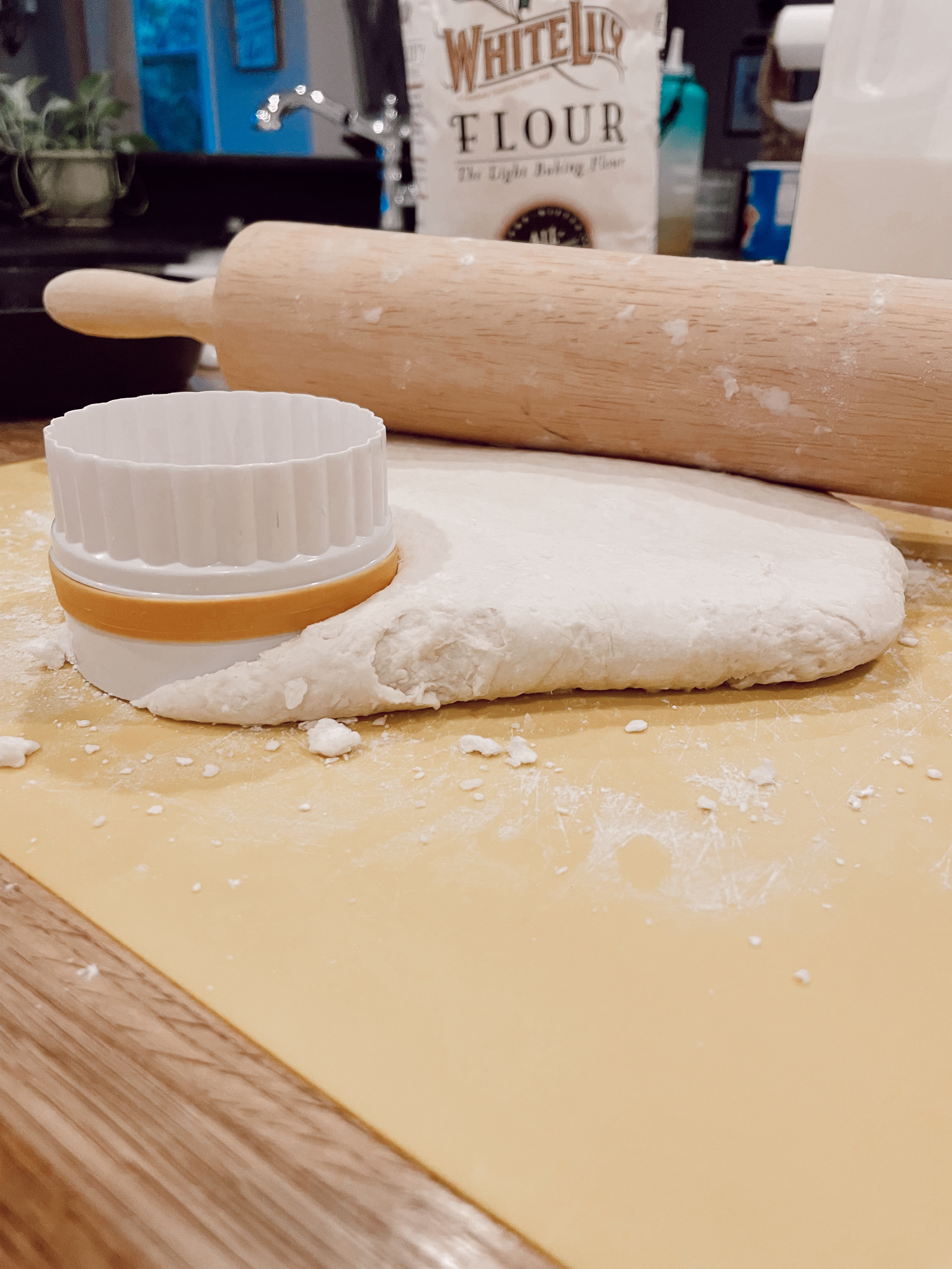 Biscuit dough ready to be cut 