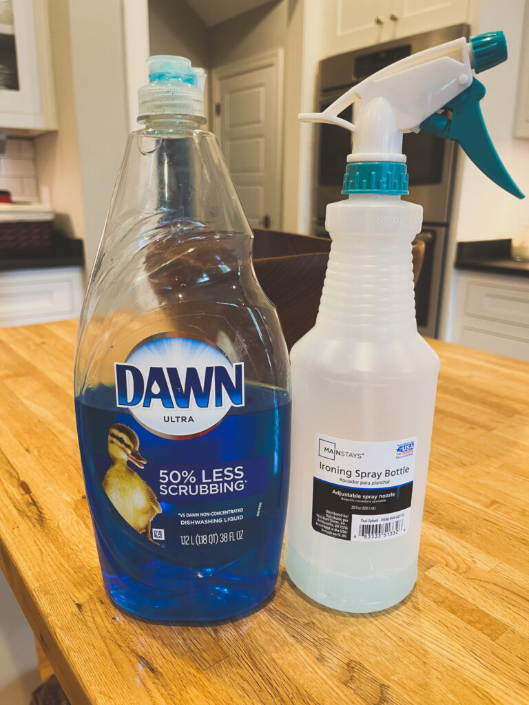 Aphid Spray ingredients using dawn dish detergent and a spray bottle 