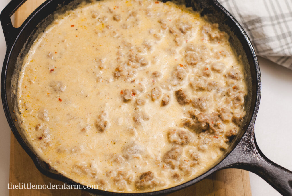 Sausage gravy in a cast iron skillet 