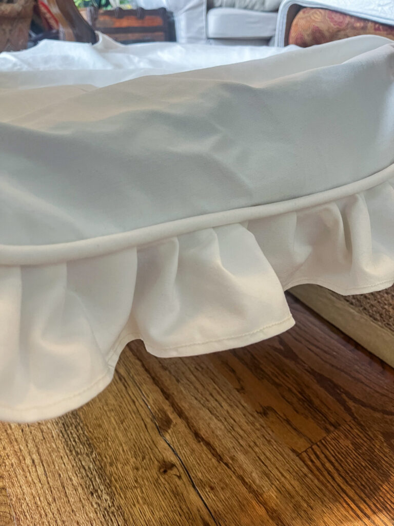 ruffle on bottom of a skirt 